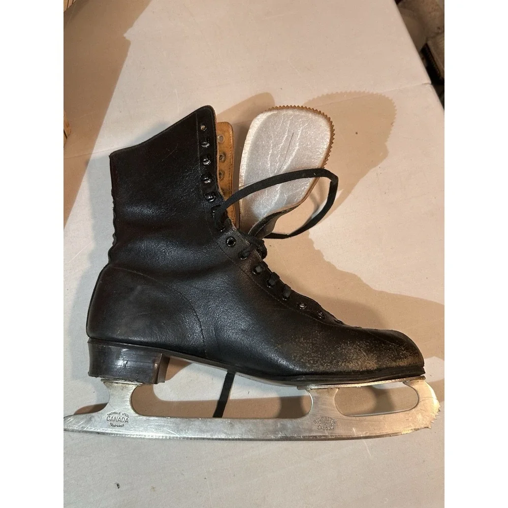 Vintage Silver Star Ice Skates Canadian Biltrite Special Blades Size‎ 9